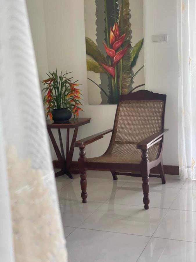 Villa Crystals Malabe Exterior foto